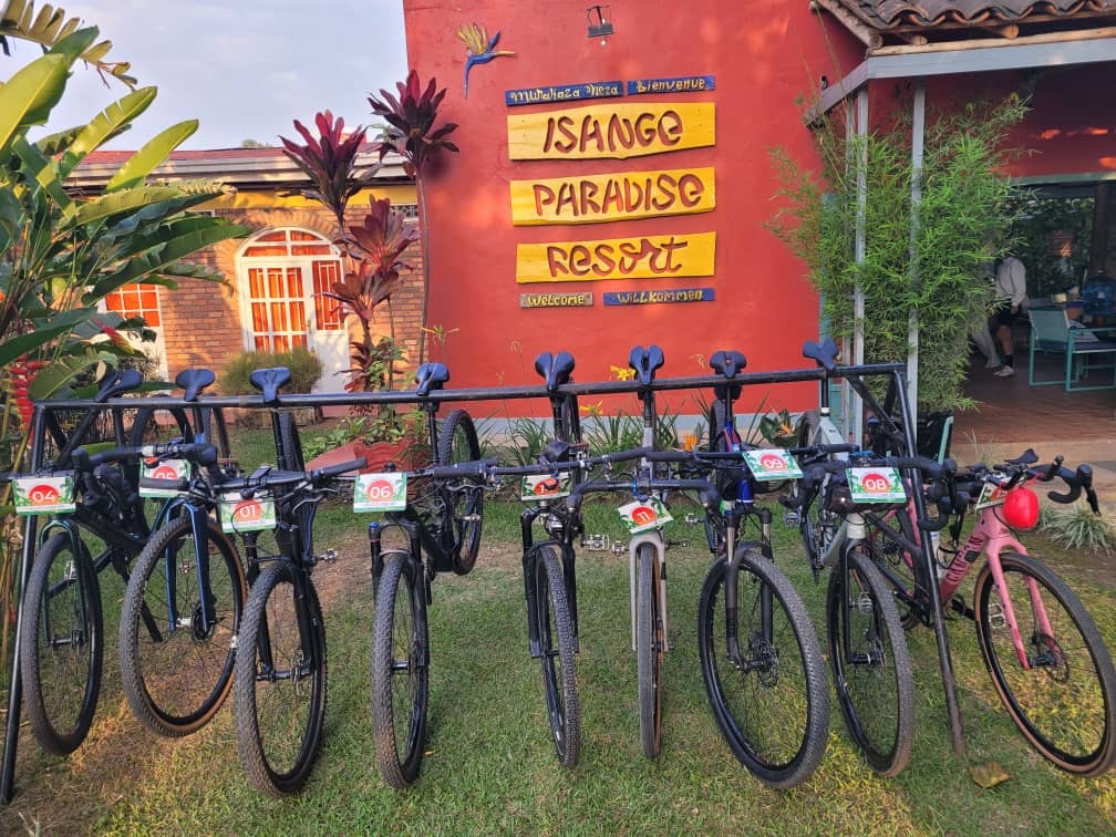 Where to Stay for Gorilla Trekking in Rwanda | Isange Paradise Resort