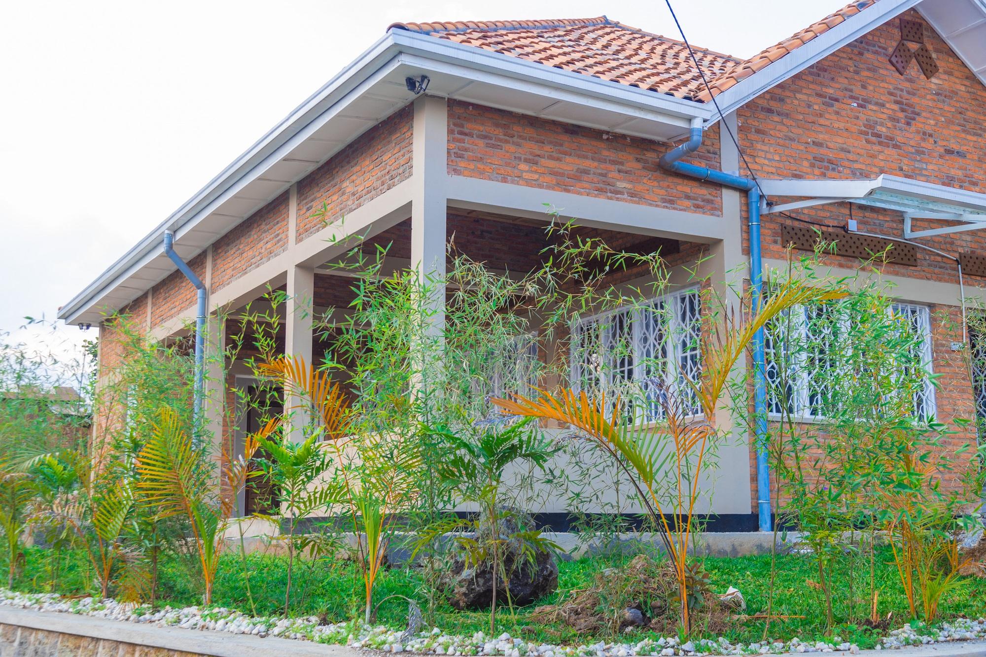 Kinigi Private House